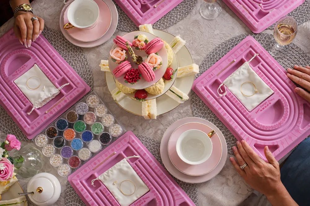 Pearls at Home Kits: Host Your Own Elegant Pearl Party