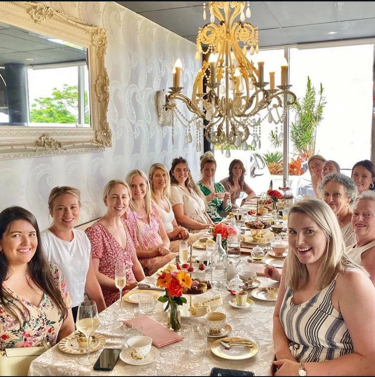 Request a High Tea Venue: Bring High Tea & Pearls to Your City